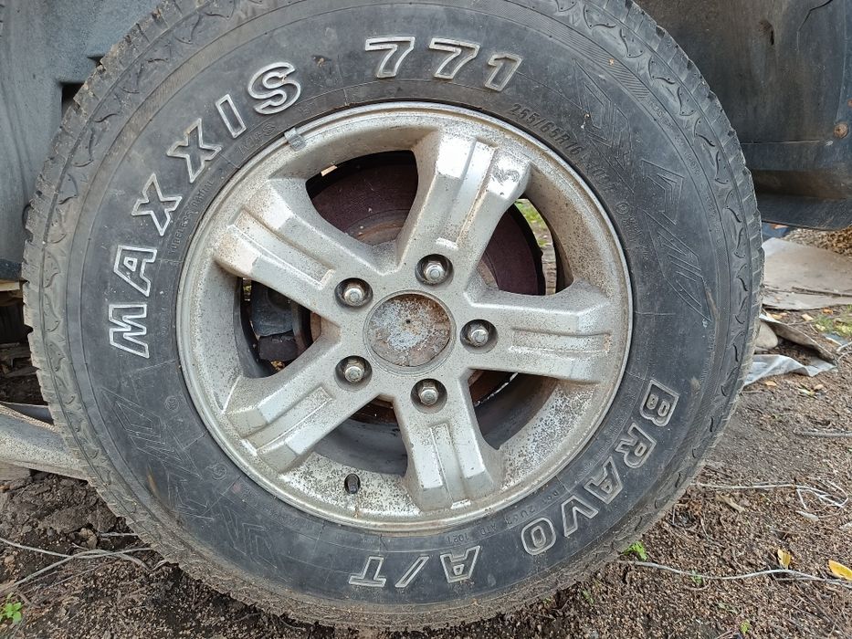 Резина на дисках в отличном состоянии