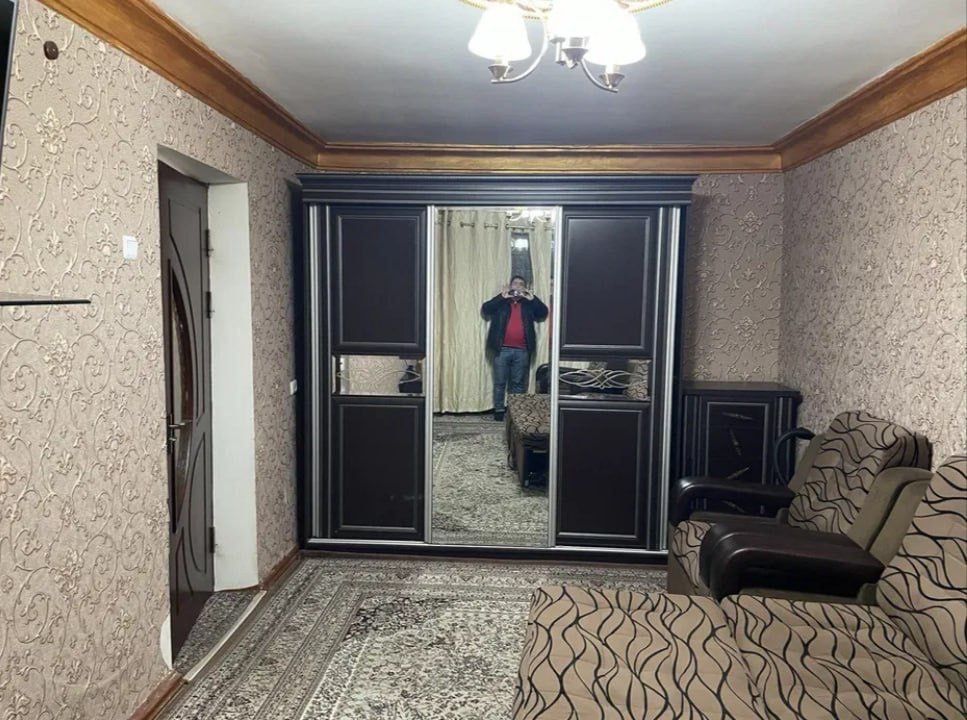 Центр квартира продается  1/2/9   30м2  Ор-р Школа 328. Госпиталка