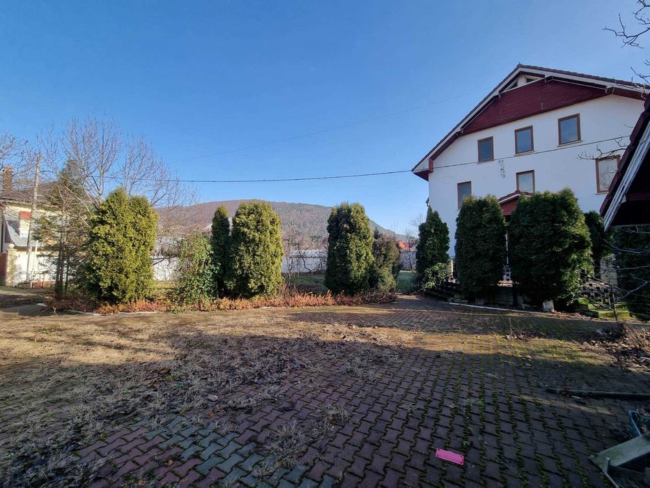 Persona fizica - vila S+P+2 la 700 m de Shopping City Mall