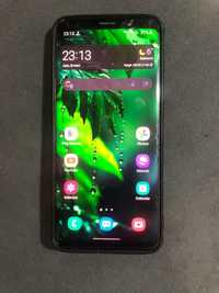 Samsung Galaxy S9
64GG,Ideal
Ekranni cetida kickina qrlgan joyi b