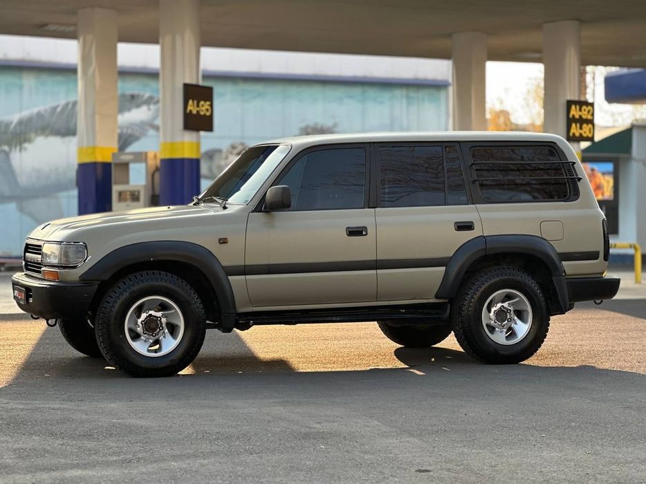 Тойота Ланд Крузер 80