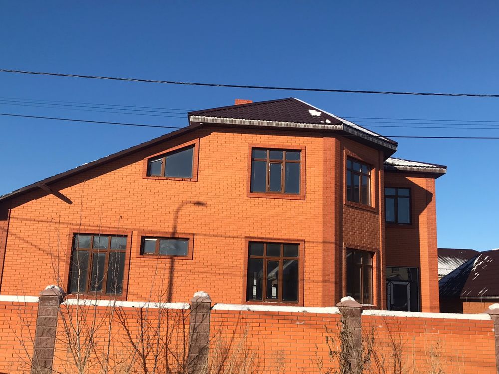 Продается дом с с цокольным этажом и мансардой