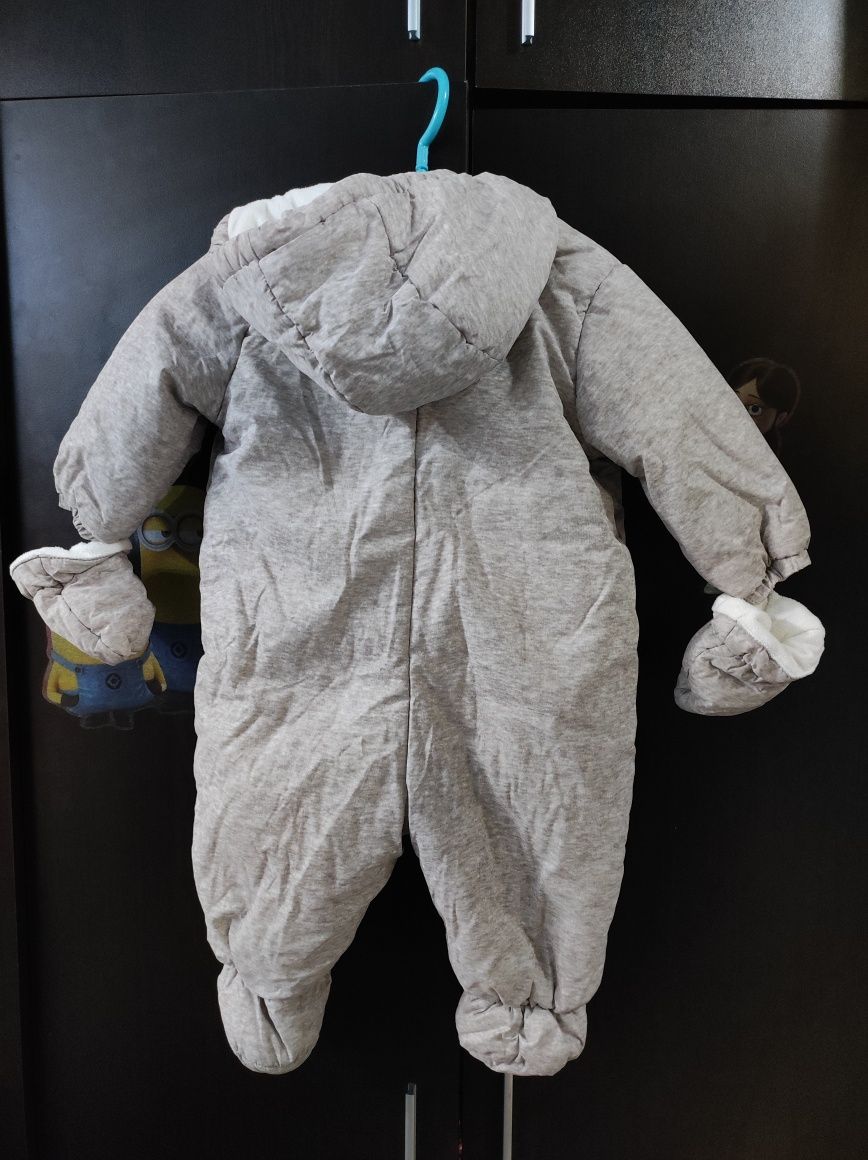 Бебешки зимен гащеризон тип космонавт C&A Baby club 74 cm