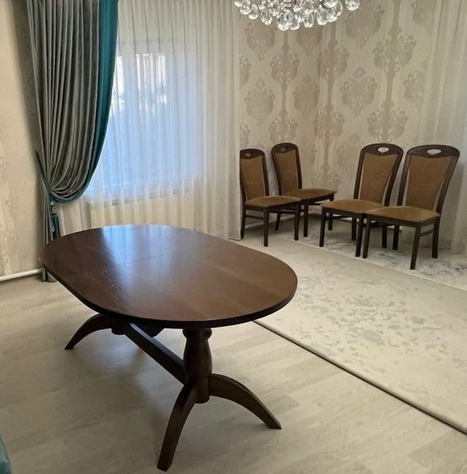 Продам деревянные стулья