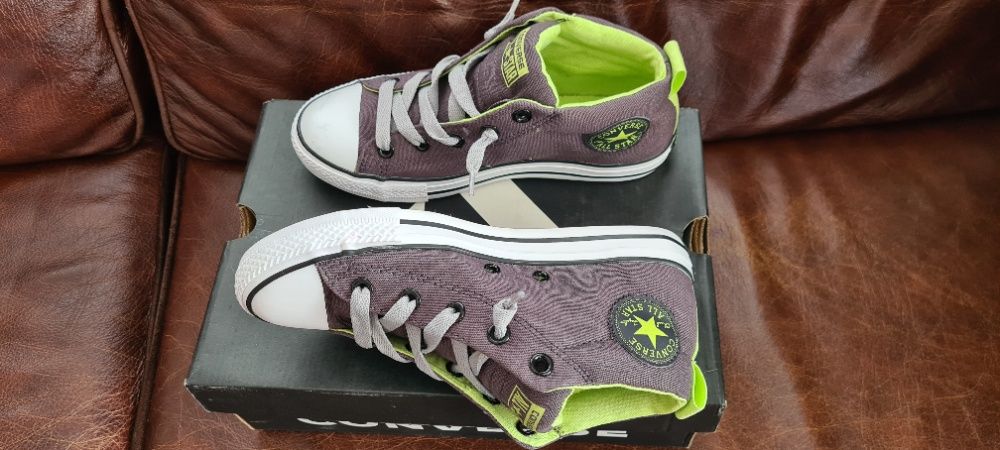 Нови кецове Converse