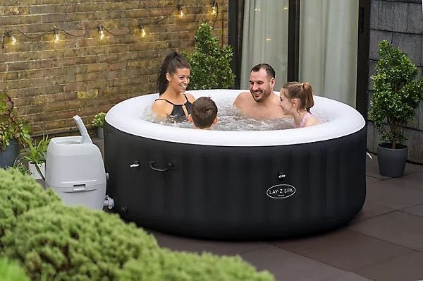 Jacuzzi, Lazy Spa Miami