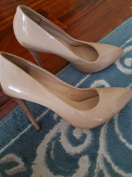 Продам Женские Туфли