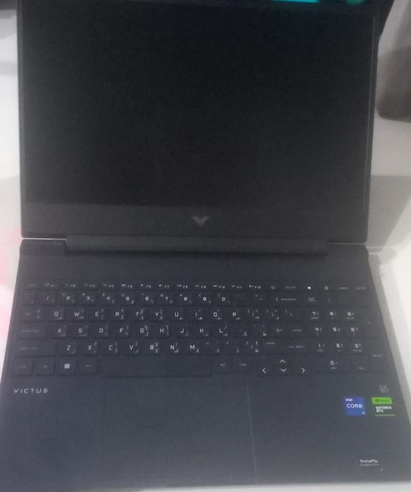 HP Victus Gaming i7  Corei7-13700H, NVIDIA RTX 3050