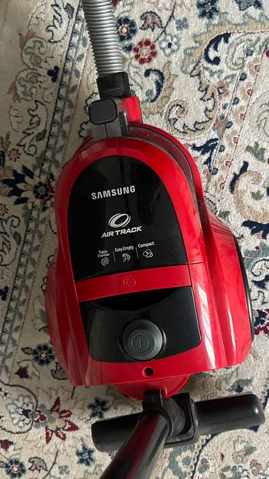 Продаю пылесос Samsung