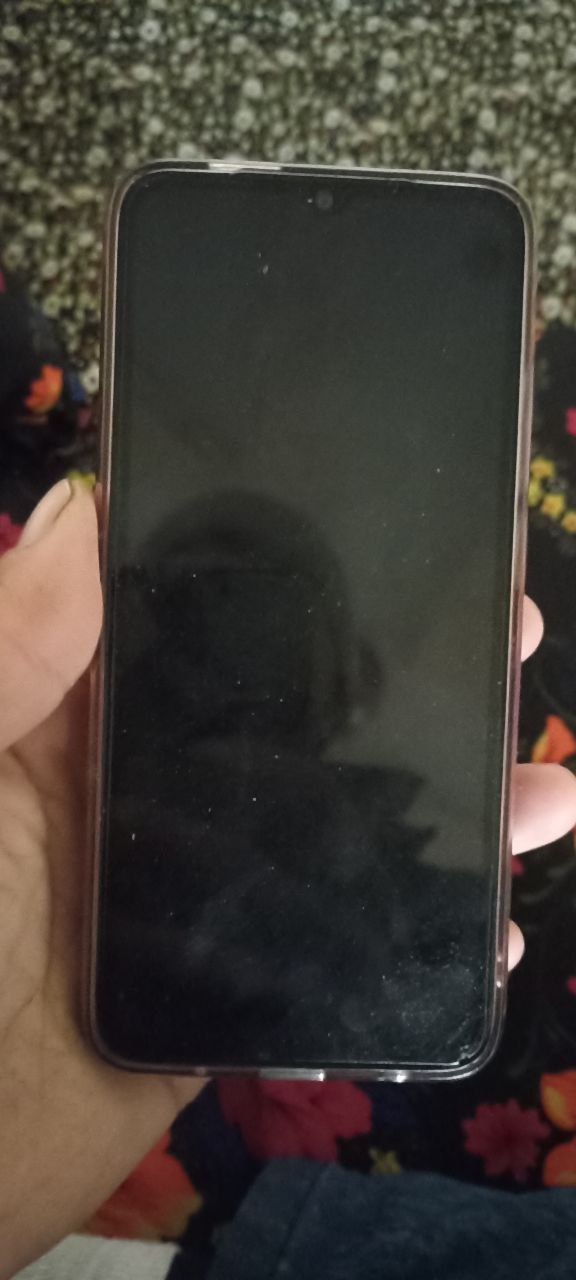 Poco c 51  4/64 lik