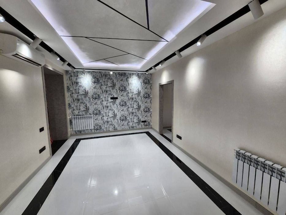 ПРОДАЁТСЯ помещение 
ЦУМ Туркменский посольство 59 кв.м