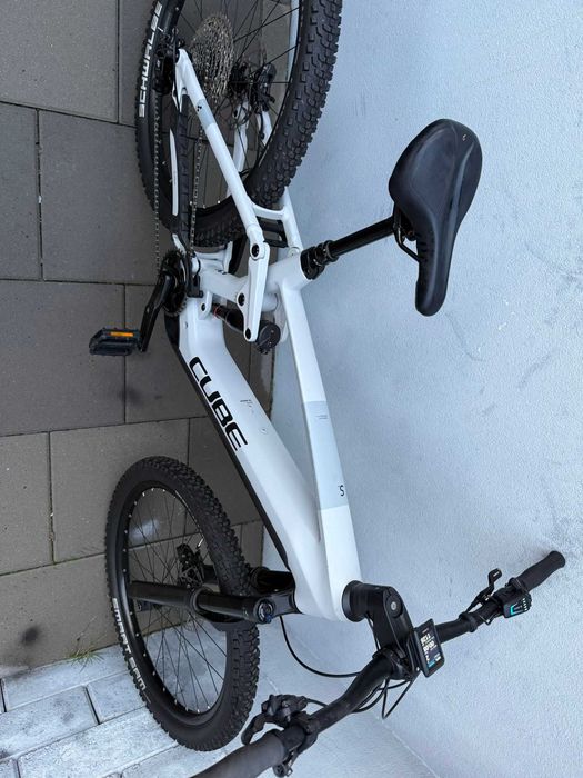 Bicicleta electrica Cube