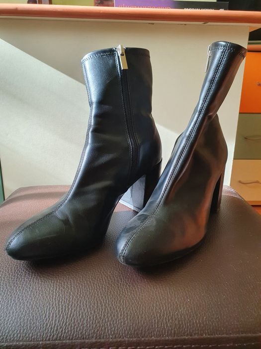 Ghete cu toc pătrat