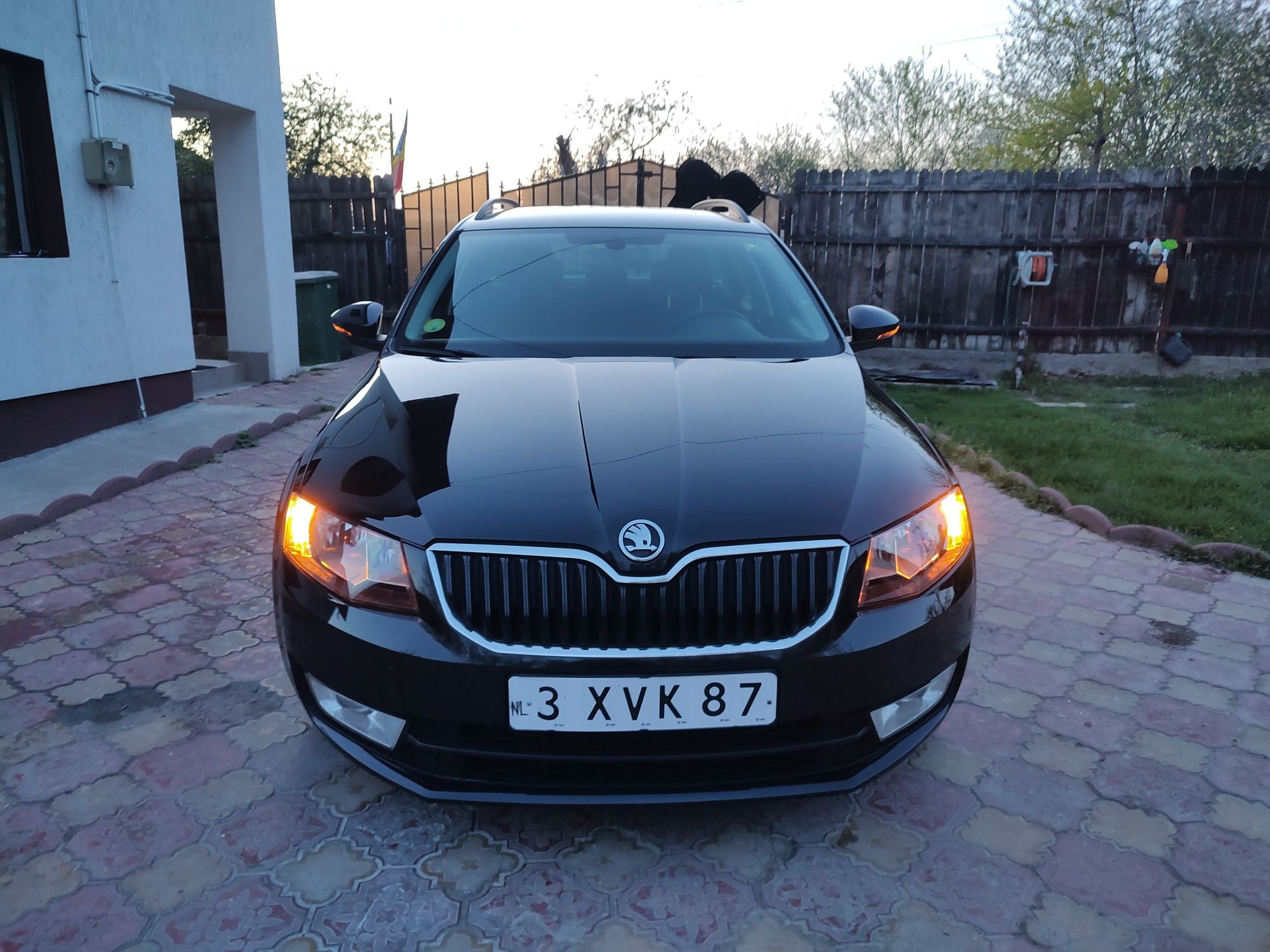 Skoda Octavia III / 1.6 TDI 110cp / 12.2014 / Numere tranzit valabile