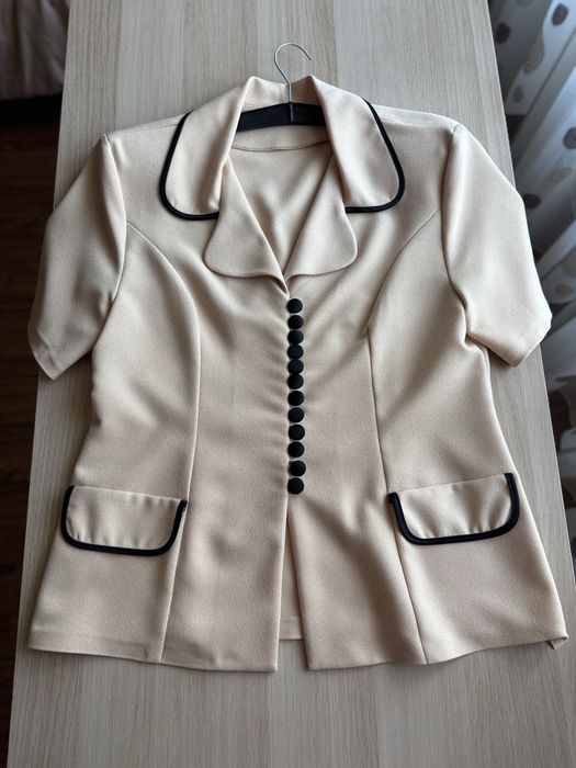 Costum de damă - Doua piese