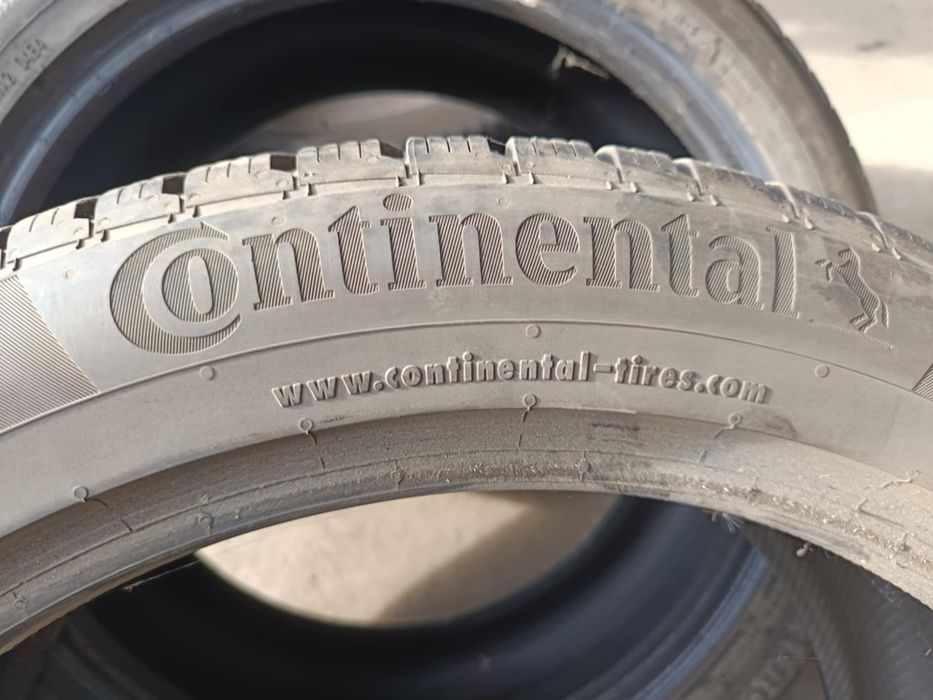 245/45/19 4броя Continental Winter Contact.Гумите са в перфектно състо