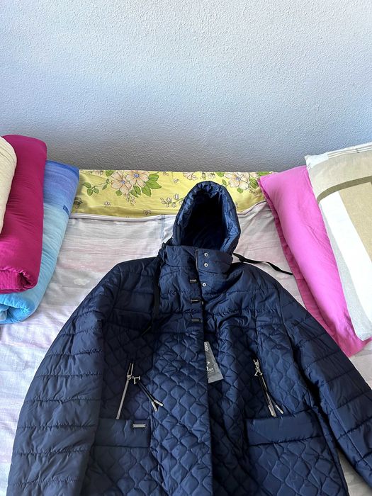 Vand Geaca Calduroasa Femei Marimea 60 XXL Albastra - Noua Cu Eticheta