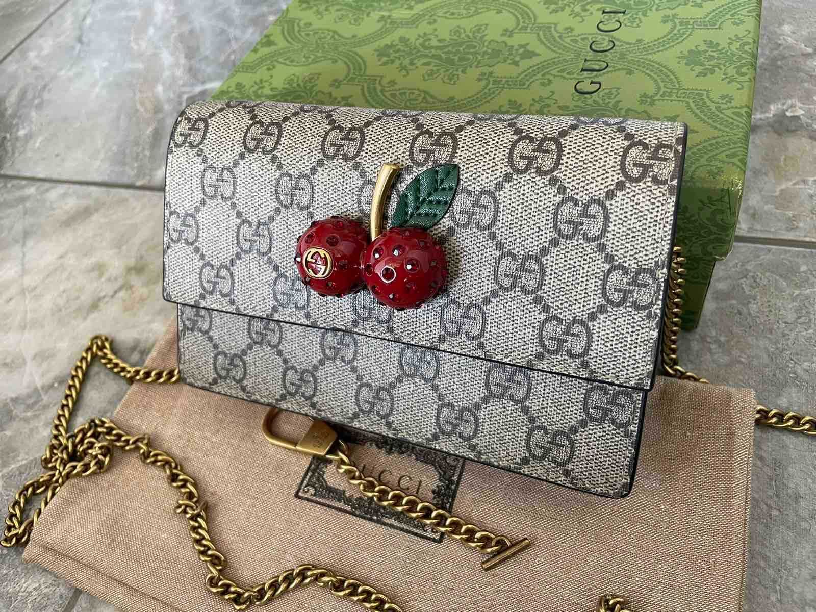 GUCCI Mini Geantă de pânză pentru femei Supreme cu cireșe Authentic