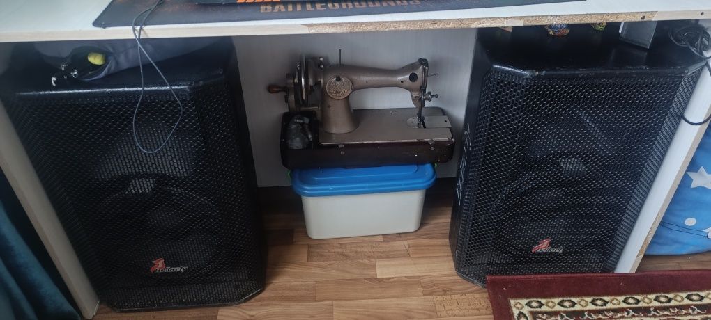 Продам колонки с усилителем.