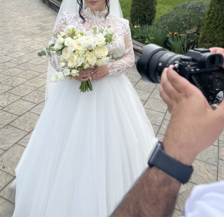 Rochie mireasa Millanova