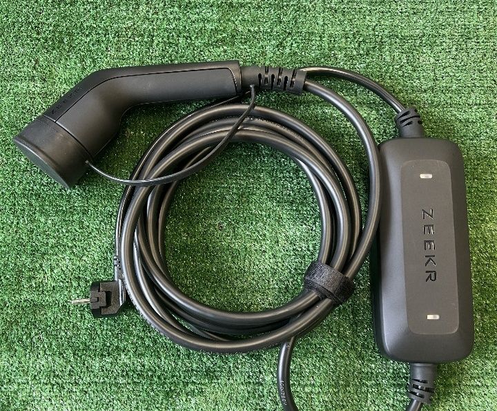 Зеекр зарядник ва атир