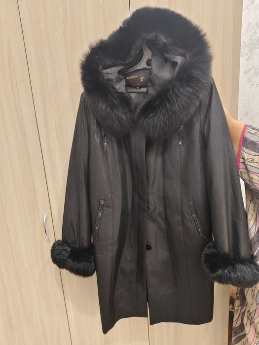 Продам зимнюю женскую пихору