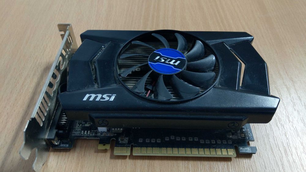 Nvidia GTX 750 1 GB DDR5 in perfecta stare