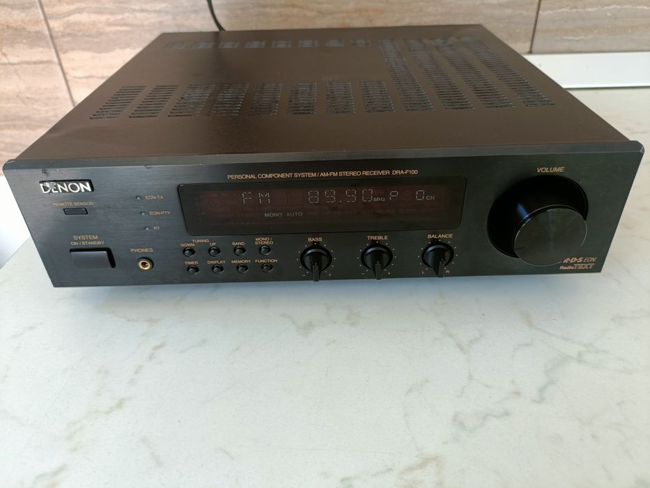 Denon DRA F 100, amplificator, amplituner, intrări auxiliare, sunet fb