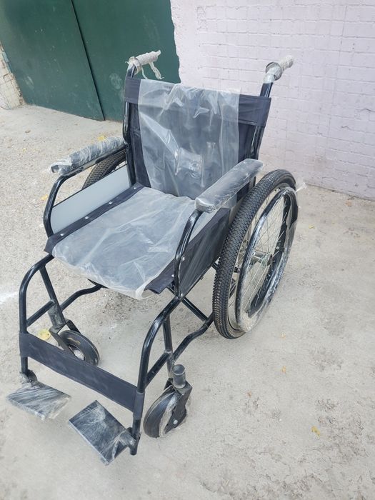 Инвалидная коляска новая
