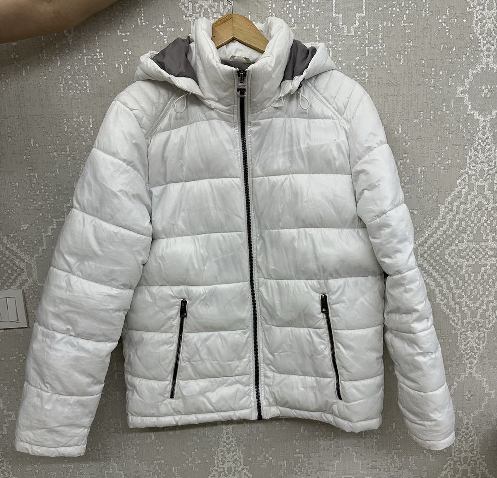 Куртка Guess оригинал из Америки. Размер М-Л