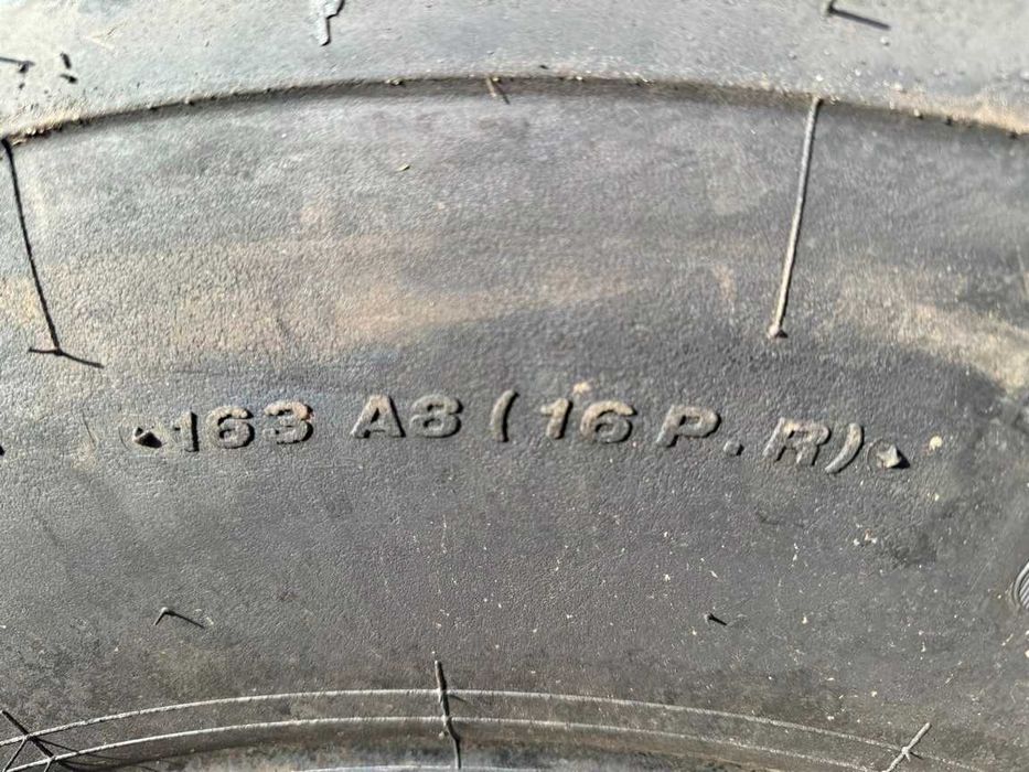 Anvelope noi 15.5/80-24 cu 16 pliuri pentru manitou marca MONTANA