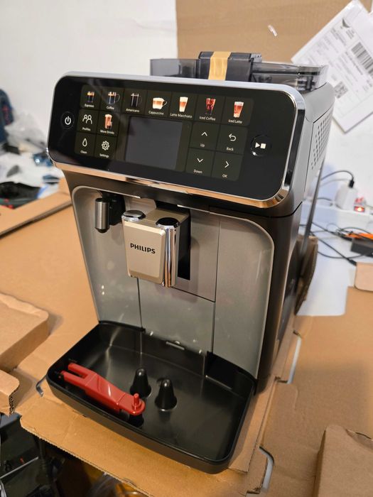 Philips seria 5500 Ep5541.50