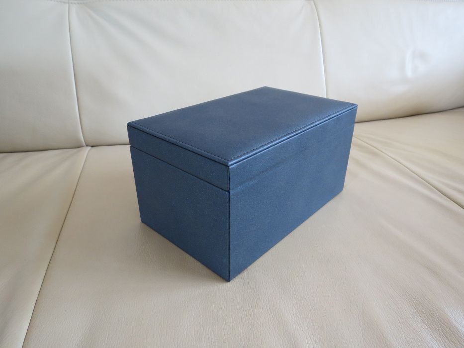 Cutie ceas bijuterii Ulysse Nardin ! Noua !