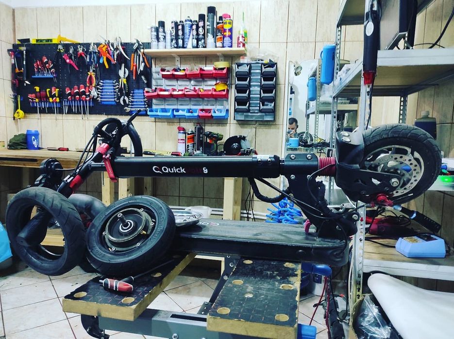 Reparatii trotinete și scutere electrice