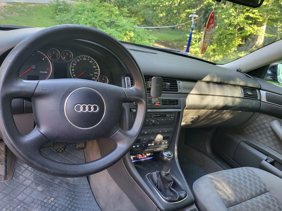 Vand Audi A 6, C 5, 1,9 TDI, an 2002