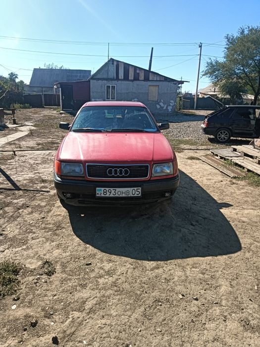 Продам Ауди с 4 об2,3 дозатор газ +бензин в отличном состоянии