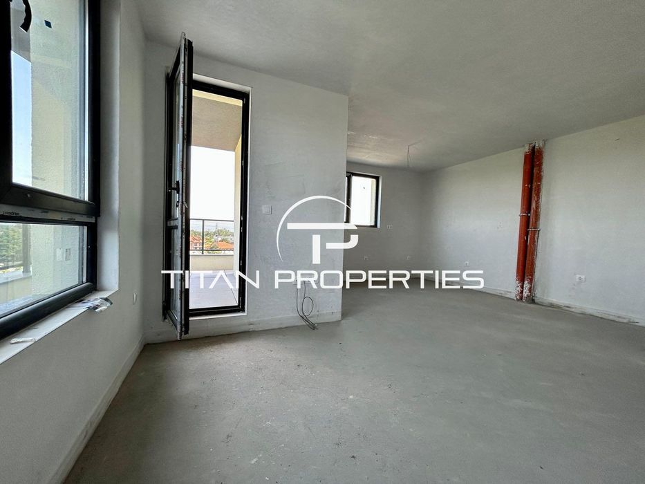 Двустаен апартамент в жк. Христо Смирненски