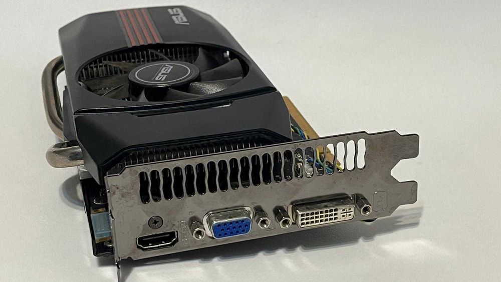 Asus GTX 550 TI 1GB GDDR5