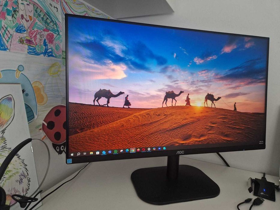 Monitor AOC 24" Full HD – ecran subțire, imagine clară