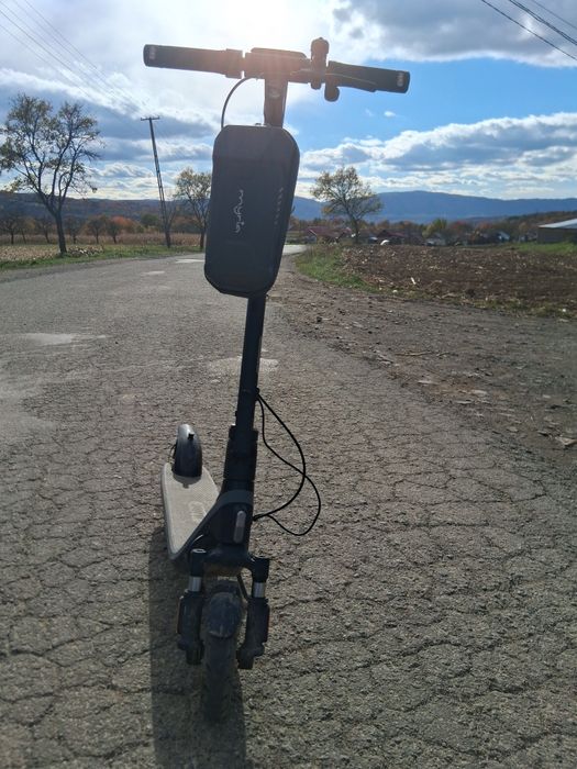 Trotineta electrica ninebot E2 20km/h, autonomie 20km