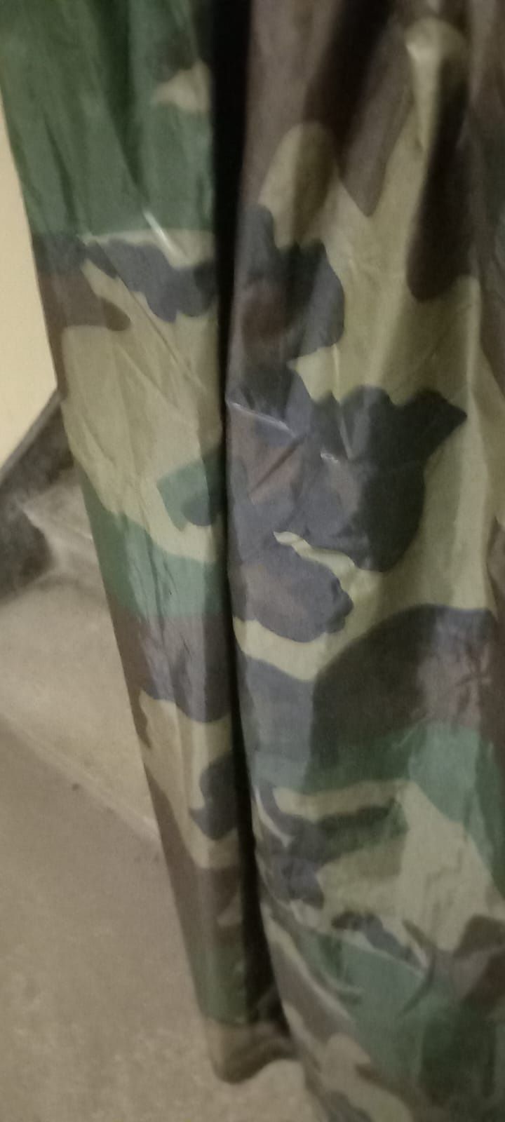 Vand pantaloni militari de camuflaj din fas impermeabili unisex mas 48
