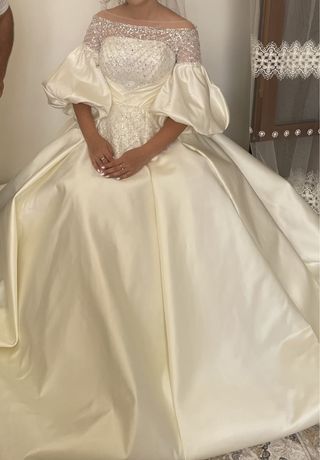 Продаётся шикарное турецкое свадебное платье