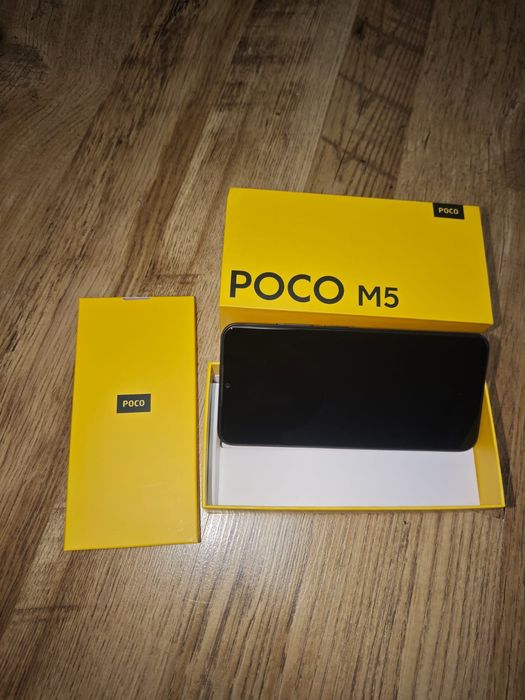 Poco M5 , folosit, stare buna.
