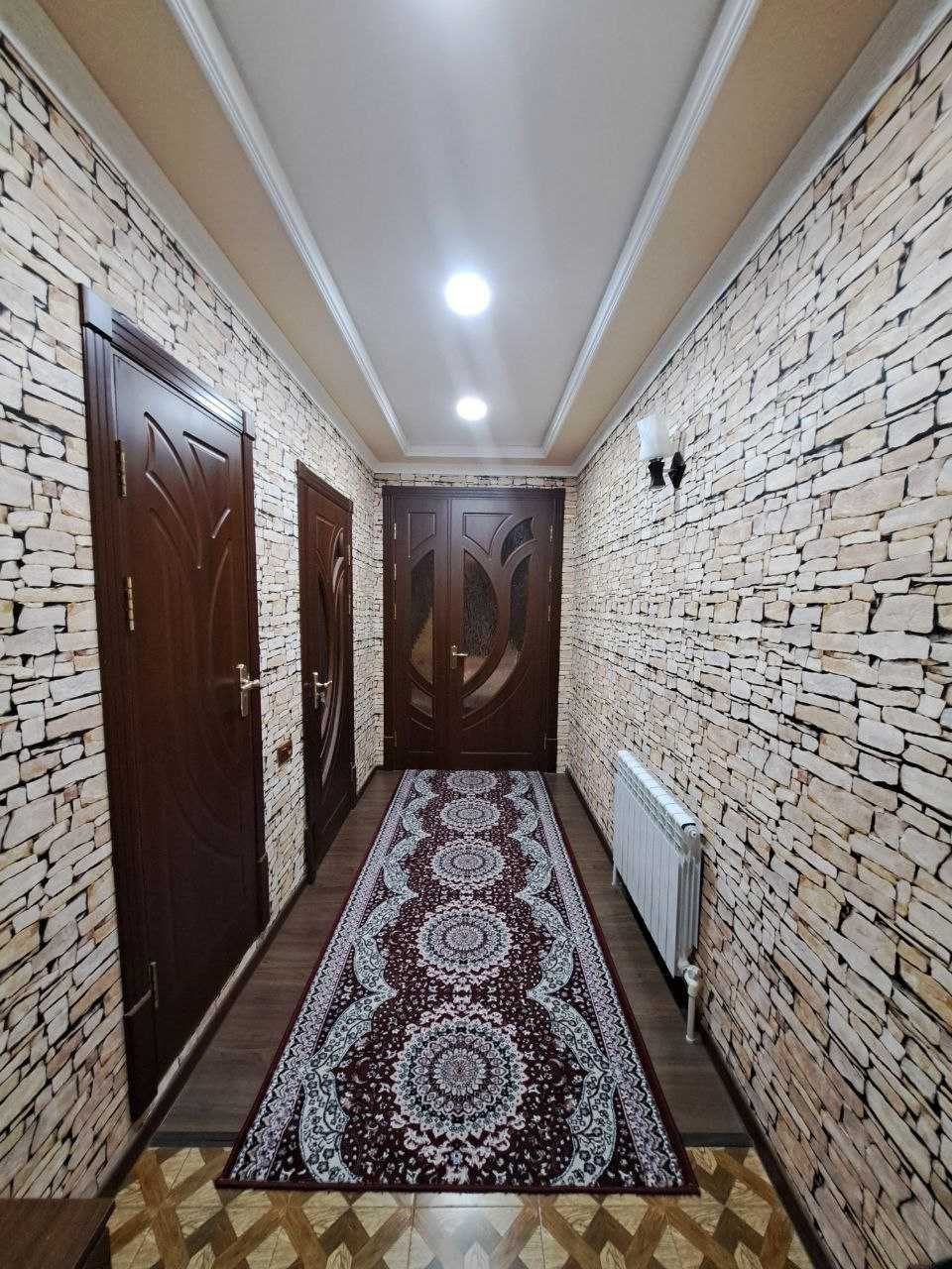 3х комнатная квартира на 4 этаже 96кв/м, в Самарканде