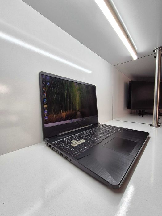 ASUS TUF GAMING Core i5-9300H GTX 1650 4GB  16/512gb M.2 NVMe