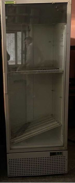 vitrine pt bar de vanzare