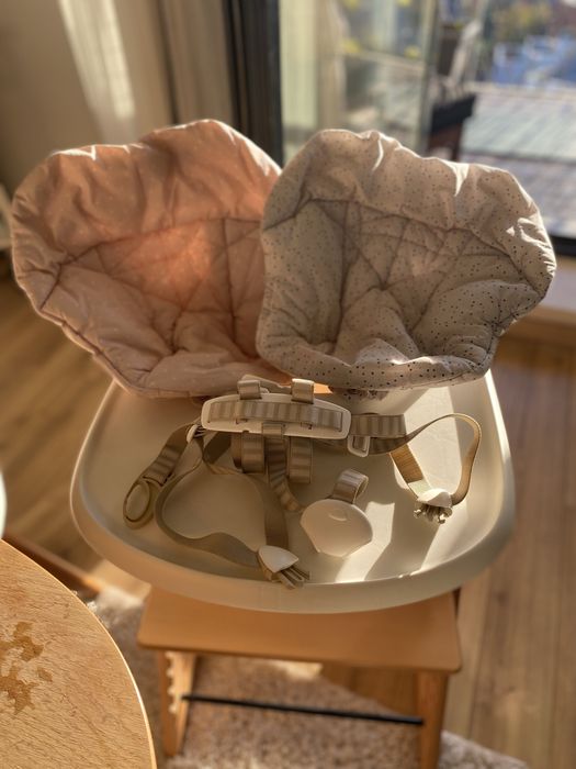 Scaun Stokke Tripp Trapp original – cu tavă, ham și 2 perne incluse