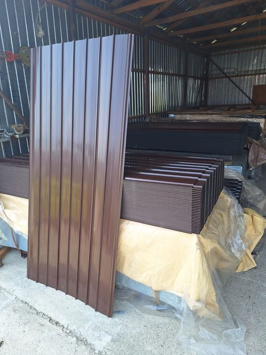 Tabla cutata colorta Al-zinc și zincata