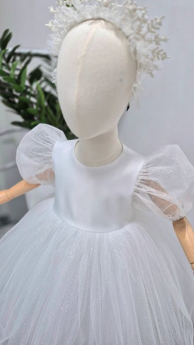 Платья снежинки на прокат.