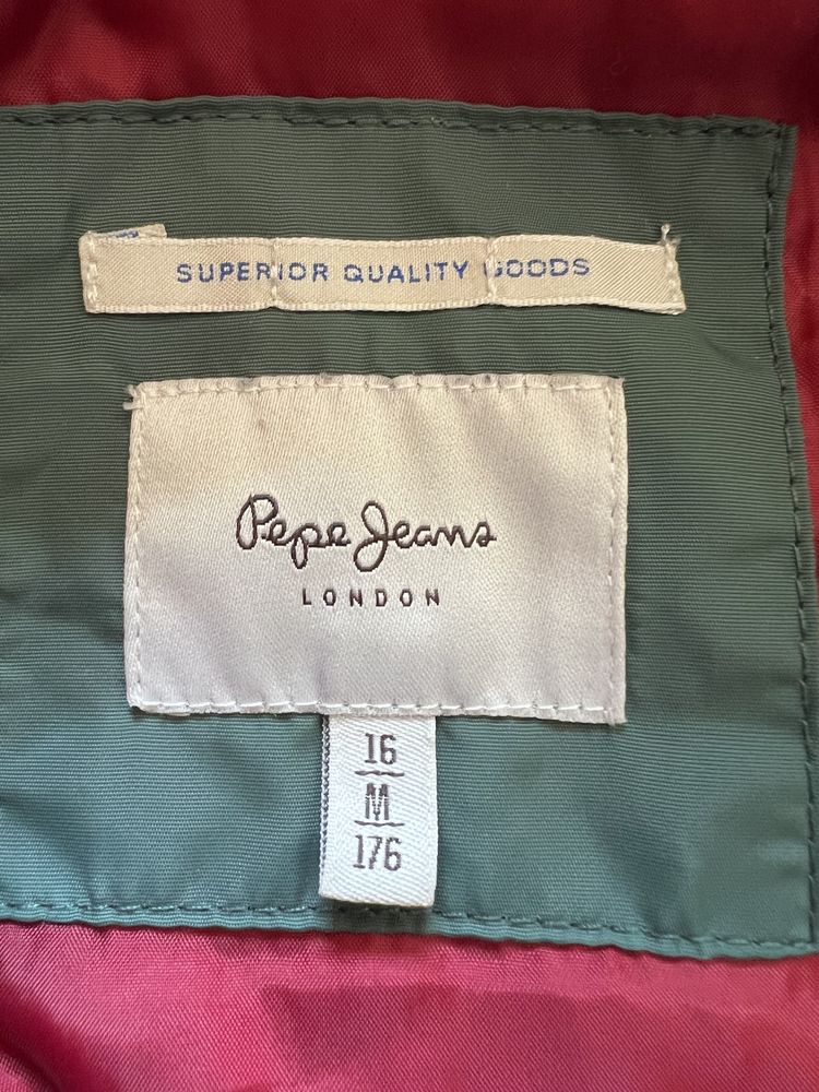 Jacheta anti-ploaie Pepe Jeans 176cm/15-16 ani baieti